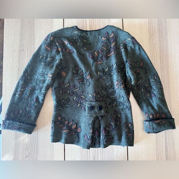 Peruvian Link Alpaca Cardigan with metal closure olive green with leaves - M - Picture 4 of 6